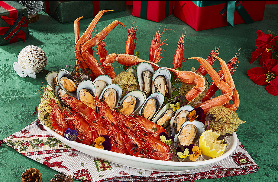 Seafood Platter on Ice (New Zealand Mussel, Poached Shrimp, Snow Crab Legs)