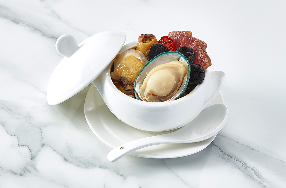 Double-boiled Australian Abalone with Yunnan Ham and Black Garlic in Supreme Broth